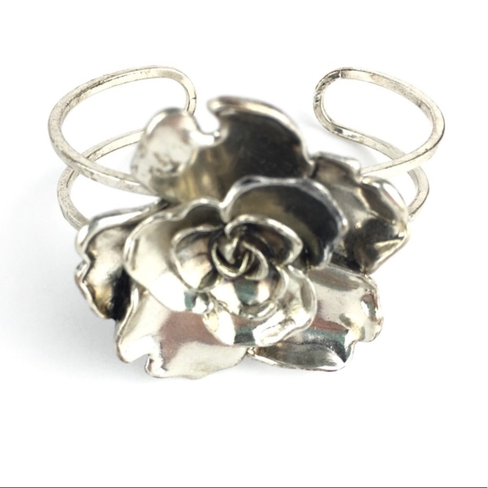 mark. Metal Flower Cuff Couture Bracelet Burnished Silvertone Boho Y2K Style - Picture 3 of 3